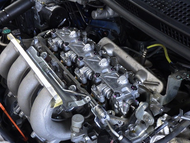 R1 (13)